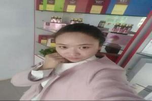第五人格女角色cos：第五人格红夫人裸体bug图片